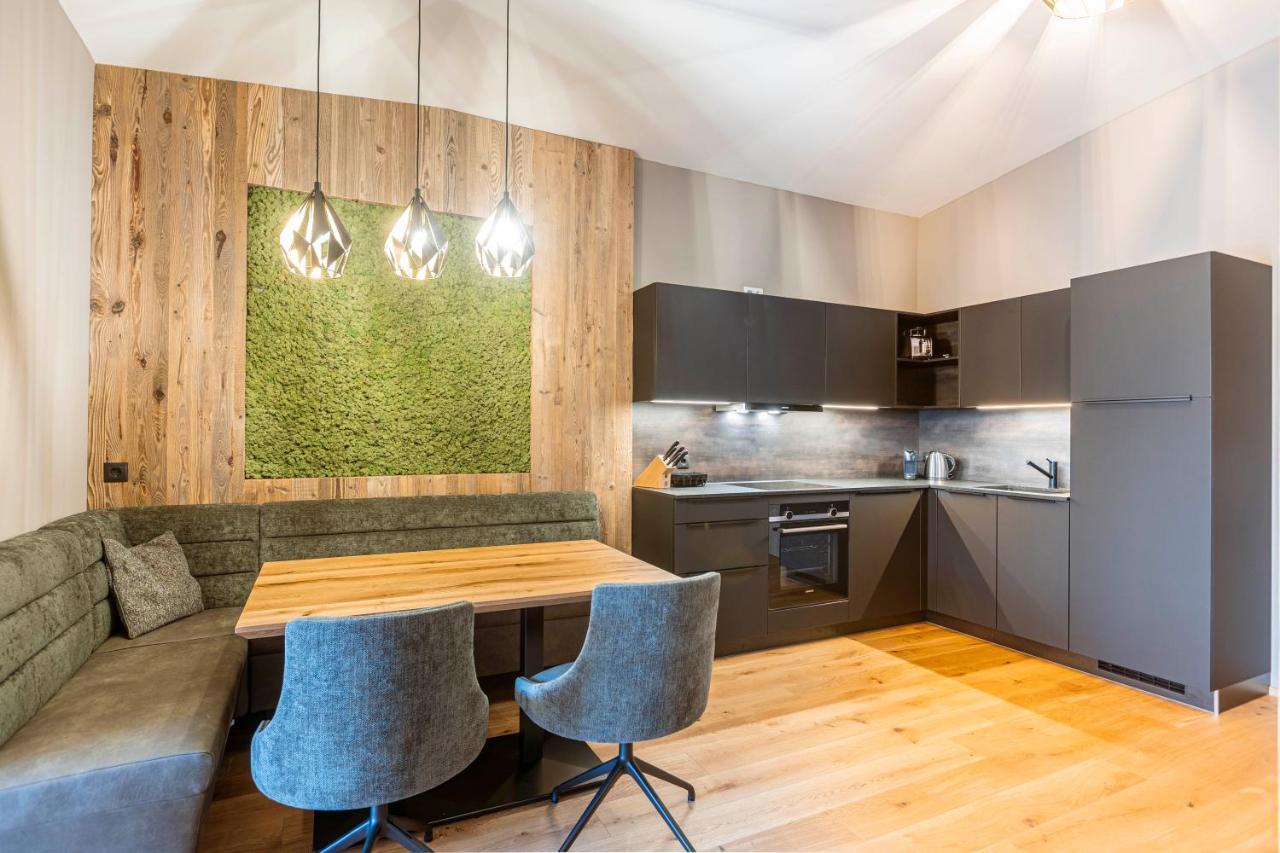 Zillertal Suites Fuegen By Alps Resorts Eksteriør bilde